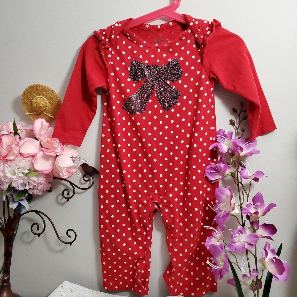 Long-sleeved polkadot bodysuit